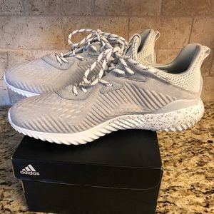 Adidas Alpha Bounce 9.5